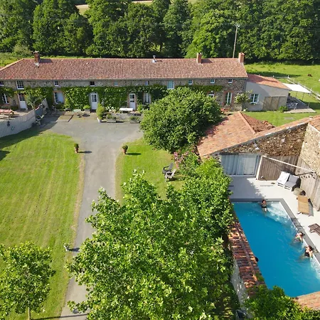Nyaraló La Maison De Coutil, Aux De L'etang Des Noues Cholet