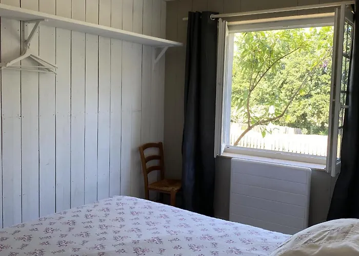 La Maison De Coutil, Aux De L'etang Des Noues * Σολέ